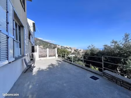 maison 4 pièces 120 m²