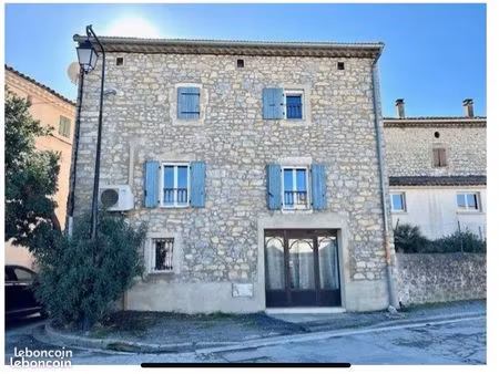 maison 4 pièces avec terrasse tropezienne
