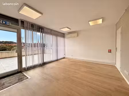 local commercial 71 m² mezzavia