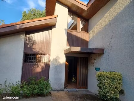 maison d'architecte 6 pièces – 133 78 m²