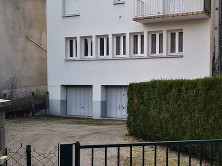 lot de 2 appartements avec garages