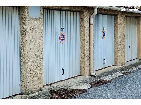 location garage avignon