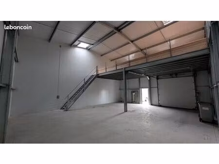 à louer – cellule d'activité/entrepôt/local commercial neuf – 170 m² – cornebarrieu