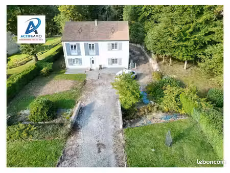 pavillon 5 pièces 138 m²