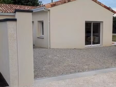 maison récente à mours-saint eusèbe