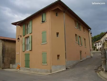 appartement 3 pièces 60 m²