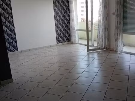 vends appartement f4