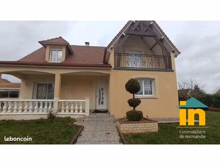 maison de ville 4 pièces 122 m²