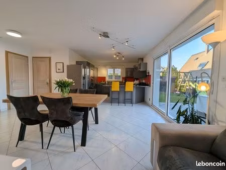 maison 5 pièces 102 m²