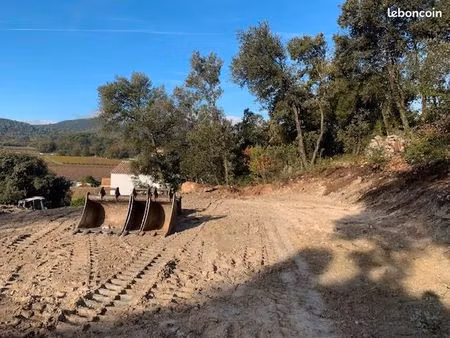 terrain 500 m² flassans sur issole