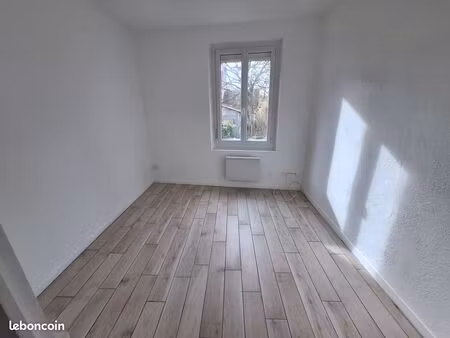 f2 centre ville de chatillon sur loire