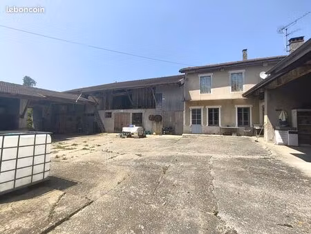 maison 6 pièces 163 m²