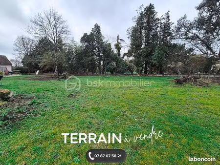 terrain 713 m² ingrannes