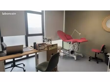 ? bureau n° 5 neuf 15 m² – médical / bien-être / esthétique – chu carémeau nîmes