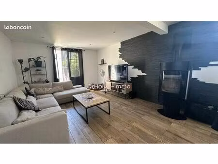 maison 7 pièces 178 m²