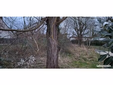 terrain 643 m² villemandeur