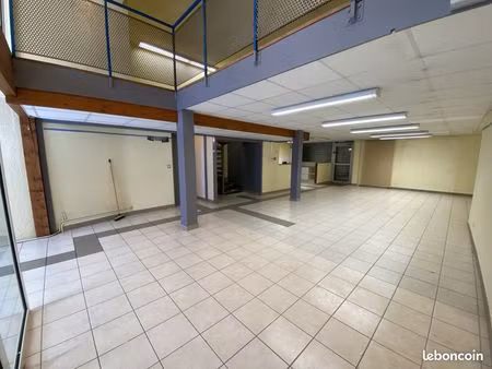 immeuble 4 pièces 165 m²