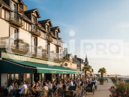 hôtel restaurant 200 m²