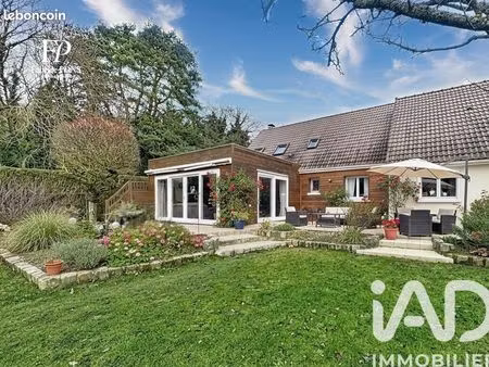 maison 7 pièces 138 m²