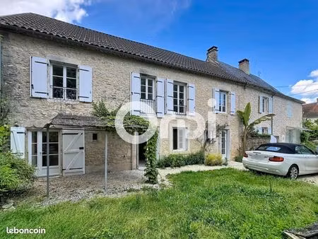 maison 4 pièces 122 m²
