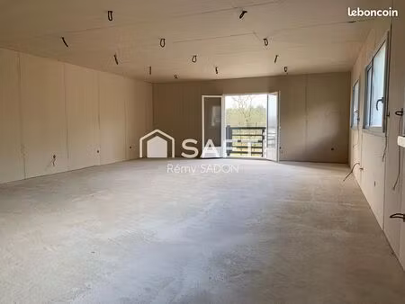 bureaux 66 m² saint-aubin-de-medoc