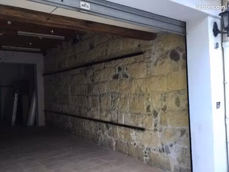 local à louer 8 mois