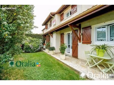 maison 6 pièces 135 m²