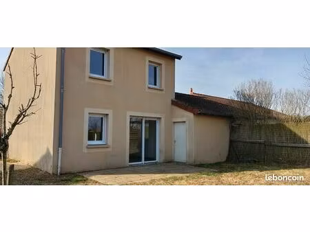 pavillon 4 pièces 84 m²