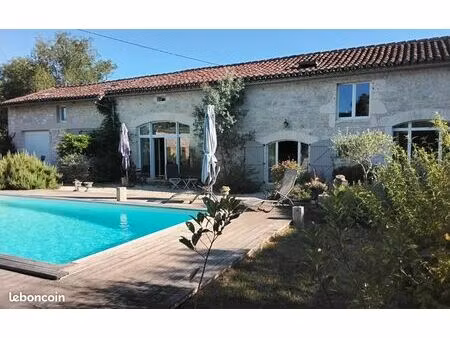 longère 14 pièces 302 m²