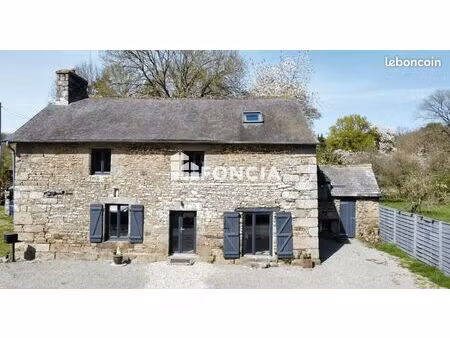 vous serez séduit par l'authenticité qu'apporte le charme de l'ancien avec pierres et pout