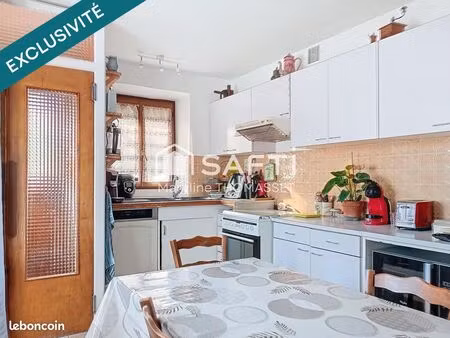 propriété 4 pièces 82 m²