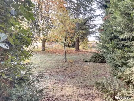 terrain 1464 m² savennières