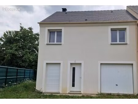 maison neuve dans quartier recherché