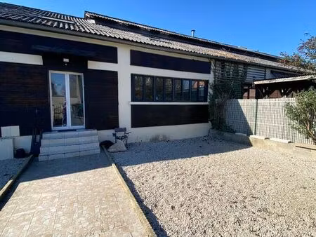 immeuble 9 pièces 230 m²