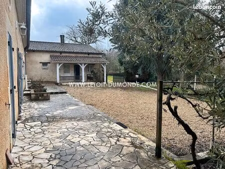 propriété 8 pièces 214 m²