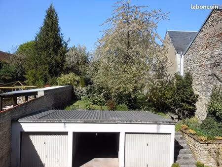 t4 bis + cave + garage + jardin