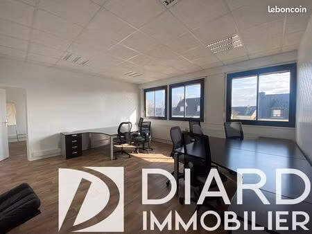 bureaux 54 m² vitré