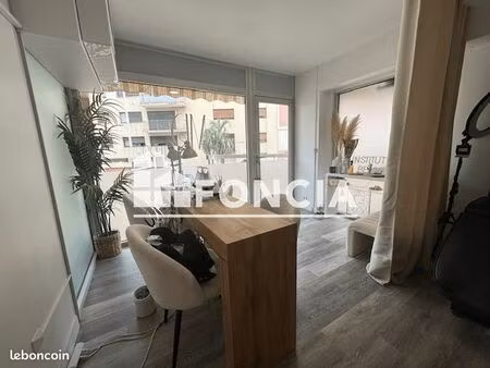 à vendre - murs commerciaux - centre ville - axe passant