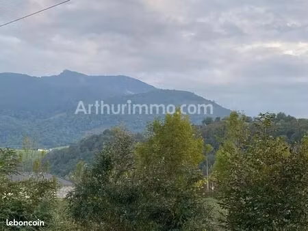 terrain 1292 m² nay