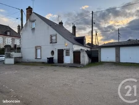 immeuble 156 m² beaugency