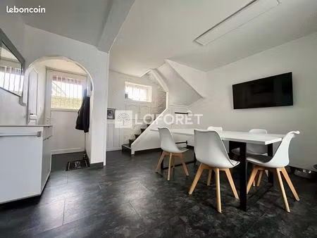 maison 6 pièces 105 m²