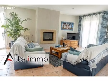 maison 6 pièces 126 m²