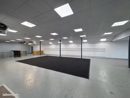 local commercial 350 m²