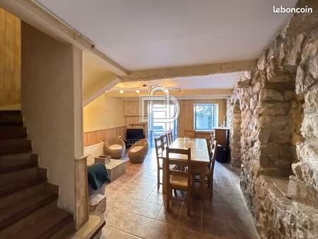 maison de village 5 pièces 136 m²