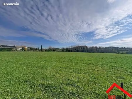 terrain 1650 m² sadroc