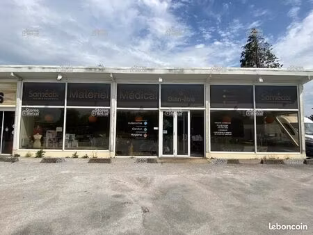 local commercial 360 m²