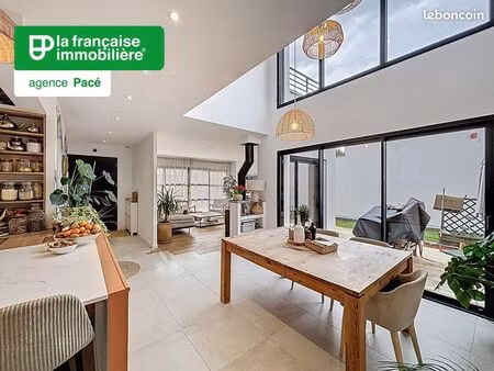 maison 6 pièces 145 m²