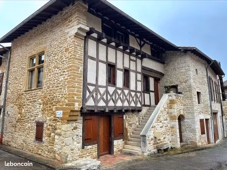maison 5 pièces 151 m²