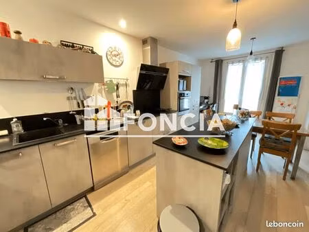 digne  appartement t3 avec balcon