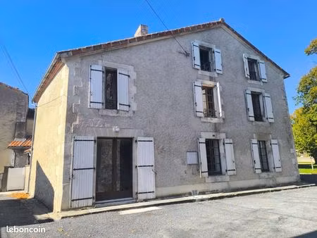 immeuble 12 pièces 250 m²